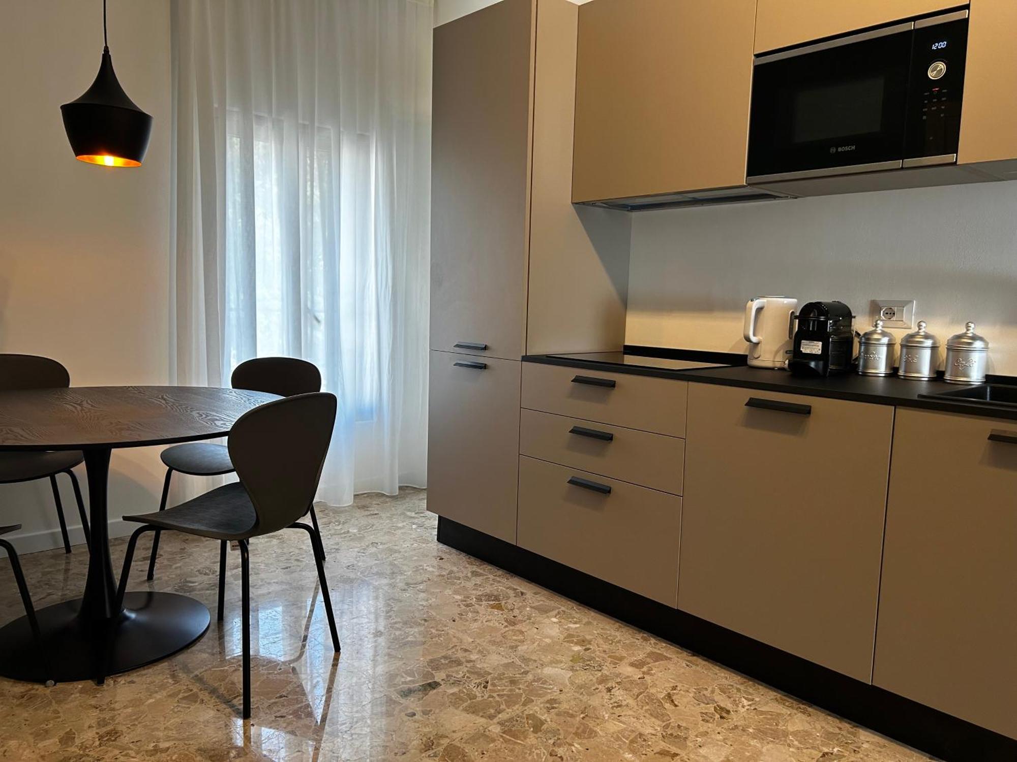 Catullo Lounge And Rooms Near The Airport Caselle  المظهر الخارجي الصورة